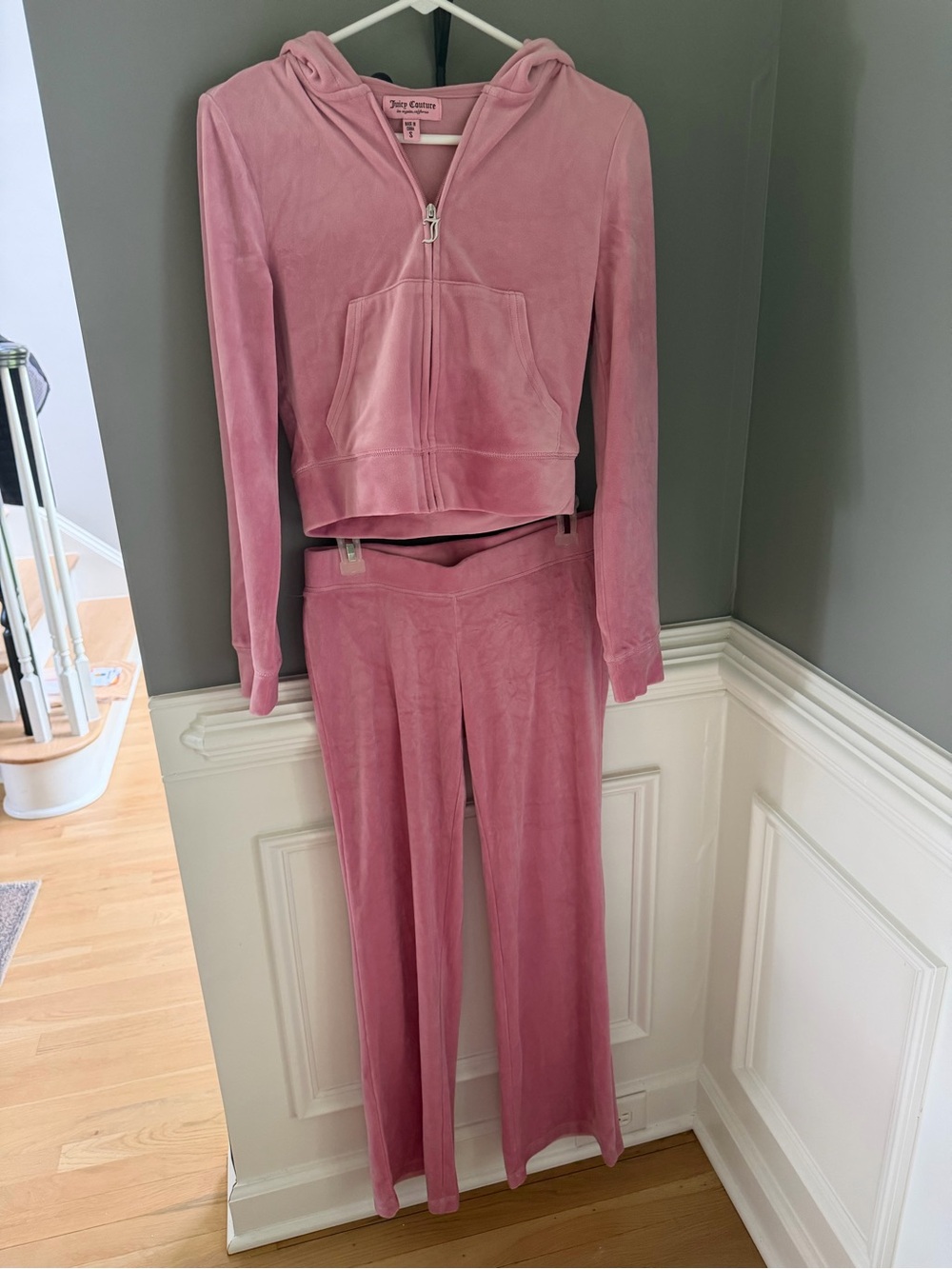 Juicy Couture OG Luxe Pink Velour Rhinestone Logo Tracksuit Set - Picture 4 of 12